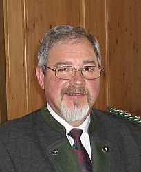 www.schuetzengau-freising.de_files_bilder_gauvorstandschaft_mock_hans.jpg